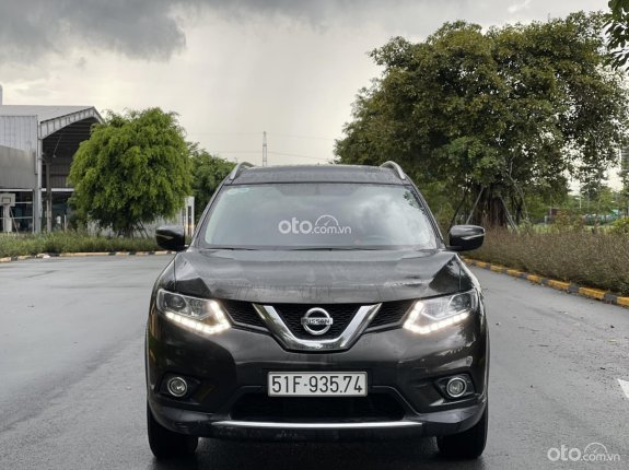 Bán Nissan X trail 2.0AT sản xuất năm 2016