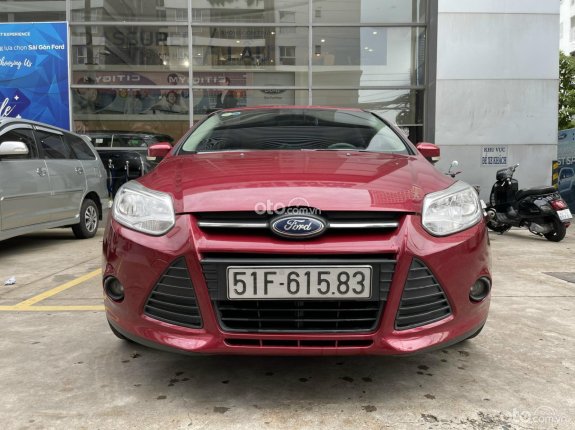 Cần bán gấp Ford Focus năm 2013 - Sơn nguyên zin như mới - Bảo hành chính hãng