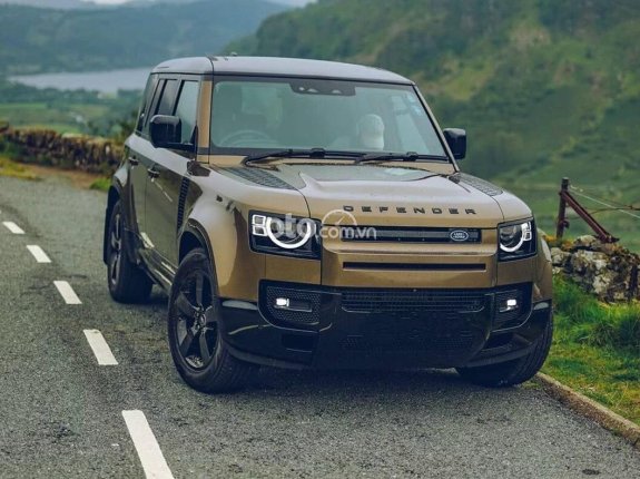 Cần bán xe LandRover Defender 110 SE sản xuất 2021