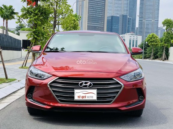 Bán Hyundai Elantra 2.0AT 2018 - đỏ