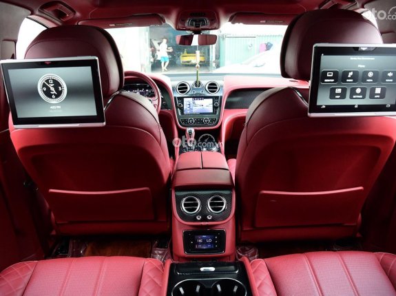 Bentley Bentayga SUV nhanh nhất thế giới giá ngang Land Cruiser Hot