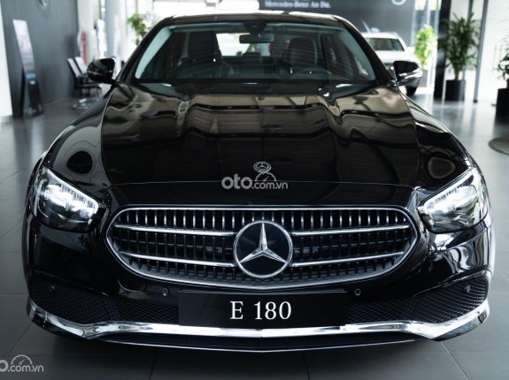 [ Mercedes - Benz Hà Nội ] Mercedes - Benz E180 2021 - Hỗ trợ mùa Covid - Giao xe tận nhà