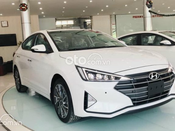 Hyundai Elantra 2021 giá thương lượng