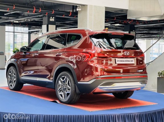 Hyundai Santa Fe_2021, KM tháng ngâu chỉ từ 995tr, bank 85%, giao xe tại nhà