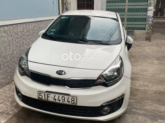 Cần bán xe Kia Rio đời 2016, màu trắng còn mới, 350 triệu