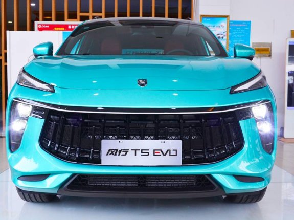 Bán ô tô Dongfeng (DFM) Forthing T5 EVO đời 2021, nhập khẩu nguyên chiếc