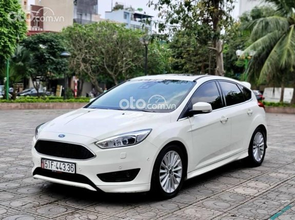 Ford Focus sx 2016 bản S Ecoboost, màu trắng