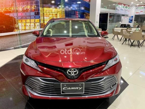 Bán Toyota Camry giá tốt nhất miền Bắc nhập khẩu Thái Lan, trả góp 85%, giảm tiền mặt cực sock, đủ màu giao xe ngay