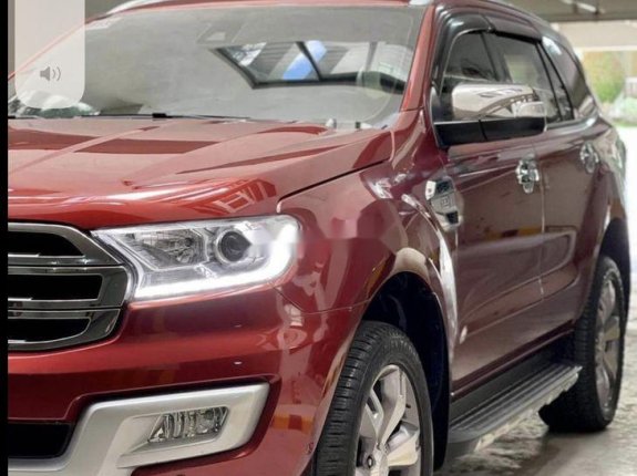Cần bán Ford Everest năm 2017, màu đỏ, nhập khẩu còn mới