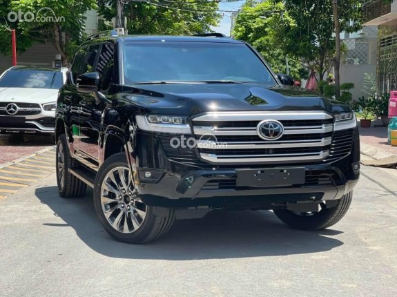 Bán Toyota Land Cruiser sản xuất 2021 nhập khẩu mới - hỗ trợ mọi thủ tục