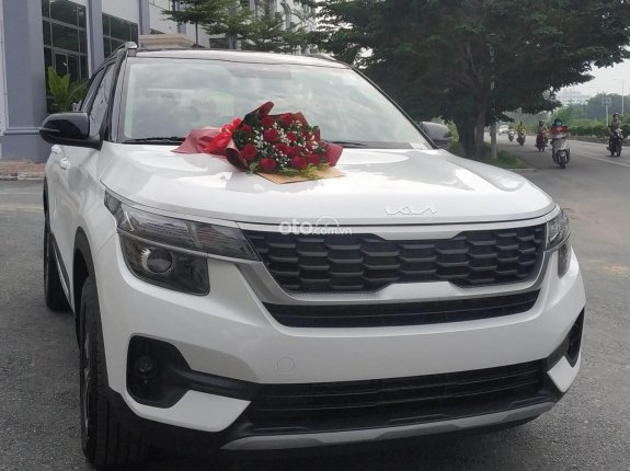 Kia Seltos - Nhận ngay ưu đãi đặc biệt, tặng phụ kiện chính hãng, giao xe ngay