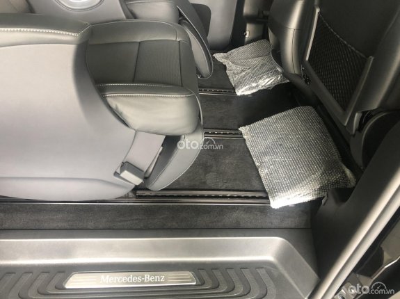 Mercedes-Benz V250 AMG 2023 - Màu đen, nhập khẩu