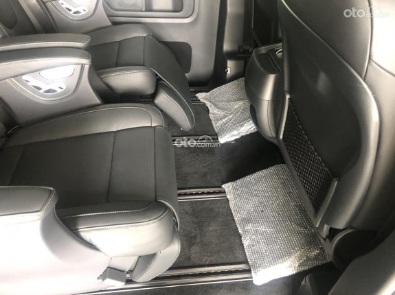 Mercedes-Benz V250 AMG 2023 - Màu đen, nhập khẩu