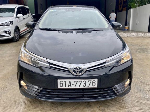 Cần bán gấp Toyota Corolla Altis 1.8G 2018, màu đen, 625 triệu