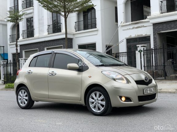 Cần bán Toyota Yaris sản xuất 2009 ít sử dụng giá tốt 295tr