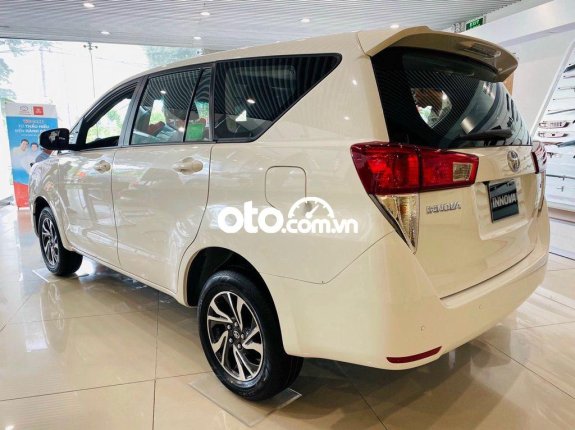Bán Toyota Innova đời 2021, màu trắng giá cạnh tranh