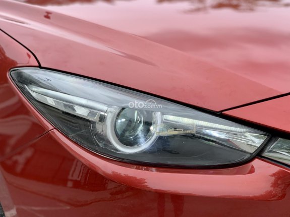Cần bán Mazda 3 đời 2018 còn mới, giá chỉ 575tr