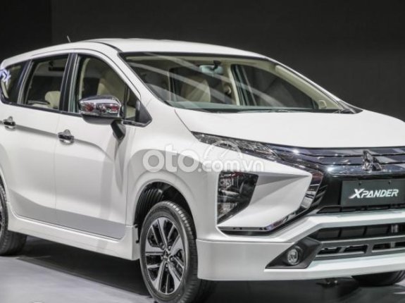 Thanh lý xe Xpander số tự động màu đen, bạc, nâu. Hỗ trợ thuế trước bạ và bảo hiểm thân vỏ