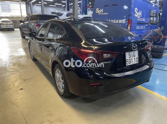 Xe Mazda 3 1.5 AT đời 2018, màu đen còn mới, giá 545tr