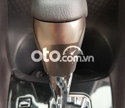 Bán Toyota Vios 1.5G 2021, màu đen, giá 565tr