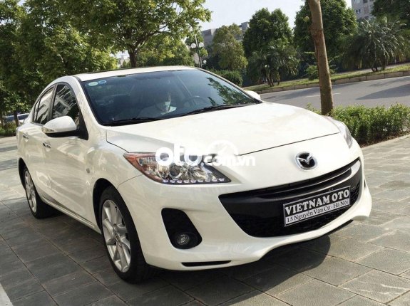 Cần bán gấp Mazda 3 1.6AT sản xuất năm 2013, màu trắng giá cạnh tranh