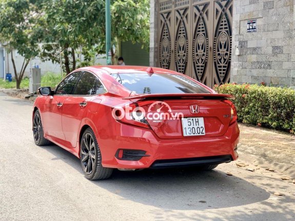 Cần bán Honda Civic RS đời 2019, màu đỏ, nhập khẩu