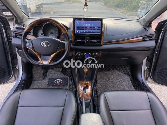 Bán ô tô Toyota Vios 1.5G năm sản xuất 2015, màu bạc chính chủ
