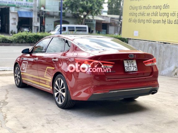 Xe Kia Optima 2.0AT sản xuất năm 2017, giá chỉ 685 triệu