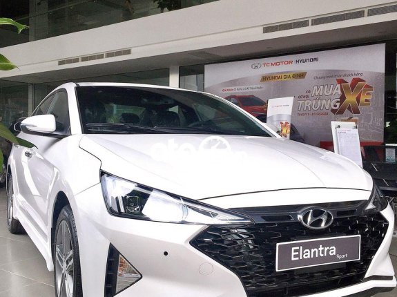 Bán ô tô Hyundai Elantra 1.6 MT đời 2021, màu trắng, nhập khẩu nguyên chiếc 