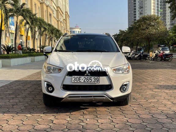 Cần bán lại xe Mitsubishi Outlander Sport sản xuất 2015, màu trắng, 455 triệu