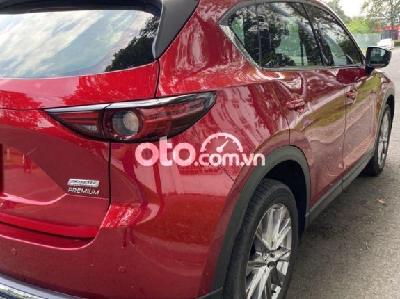 Cần bán lại xe Mazda CX-5 2.0 Premium sản xuất năm 2020, màu đỏ