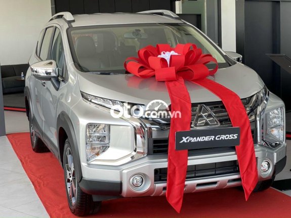 Bán xe Mitsubishi Xpander Cross sản xuất 2021, màu bạc, nhập khẩu, giá tốt