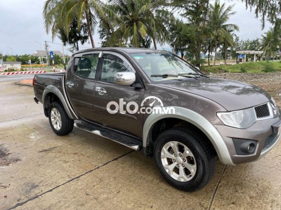 Bán xe Mitsubishi Triton đời 2013, xe nhập, 345tr