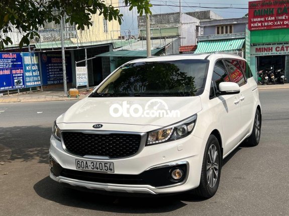 Cần bán lại xe Kia Sedona năm 2019, màu trắng, nhập khẩu 