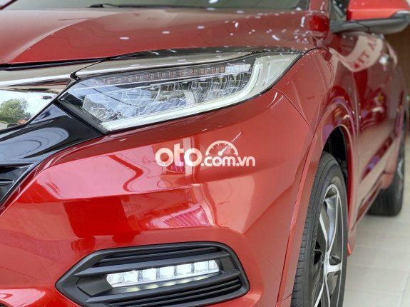 Bán Honda HR-V L năm sản xuất 2019, màu đỏ, nhập khẩu nguyên chiếc xe gia đình