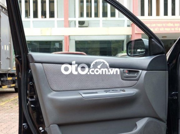 Bán Toyota Corolla Altis đời 2004, màu đen