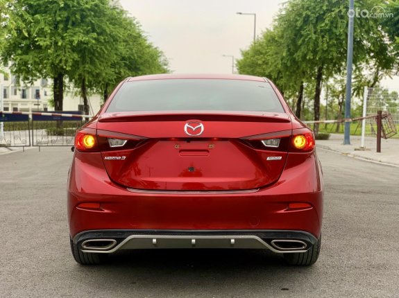 Cần bán Mazda 3 sản xuất 2019 xe nhập giá chỉ 615tr