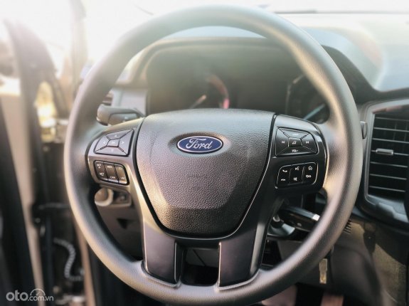 Cần bán lại xe Ford Ranger đăng ký 2020 ít sử dụng giá chỉ 655tr