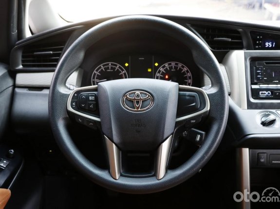 Toyota Innova E 2.0MT 2019, hỗ trợ trả góp