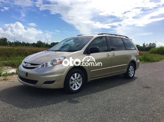 Bán Toyota Sienna sản xuất năm 2007, nhập khẩu nguyên chiếc