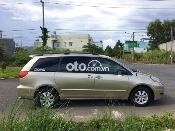 Bán Toyota Sienna sản xuất năm 2007, nhập khẩu nguyên chiếc