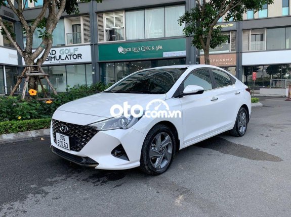 Cần bán gấp Hyundai Accent ATH sản xuất 2020, màu trắng như mới