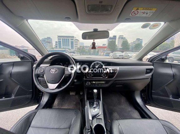 Cần bán gấp Toyota Corolla Altis 1.8G năm 2015, màu đen, giá chỉ 555 triệu