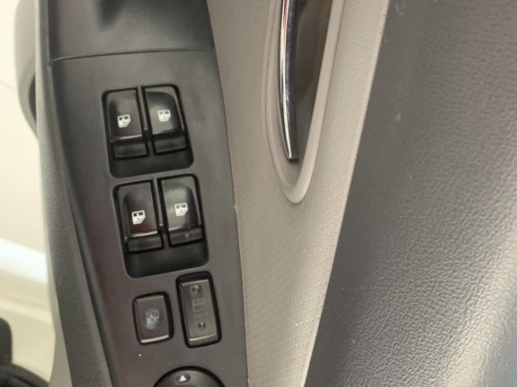 Hyundai Avante 2012 - Chất xe cứng cáp, máy số ngon lành, giá hấp dẫn