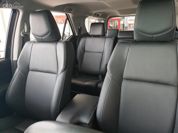 Toyota Fortuner 2.4G 4x2 AT  2022 - Bản nâng cấp, ưu đãi đặc biệt, trả góp 85% rẻ nhất Nam Định