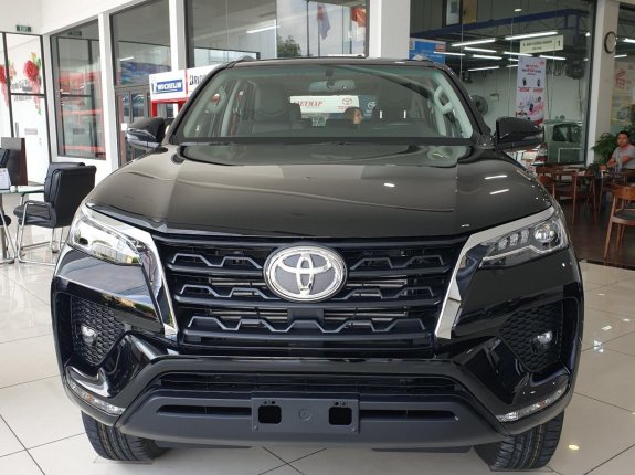 Toyota Fortuner 2.4G 4x2 AT  2022 - Bản nâng cấp, ưu đãi đặc biệt, trả góp 85% rẻ nhất Nam Định