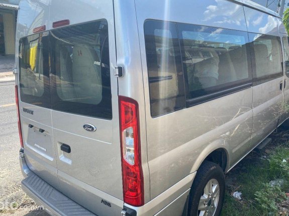 Bán xe Ford Transit Luxury 2016, màu bạc, 340tr