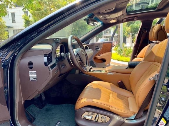 Lexus LS 500h 2017 - Chiếc Sedan đắt nhất, đẹp nhất của Lexus, biển Hà Nội cực vip