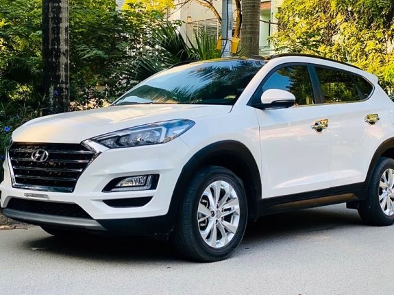 Bán ô tô Hyundai Tucson năm sản xuất 2019, màu trắng