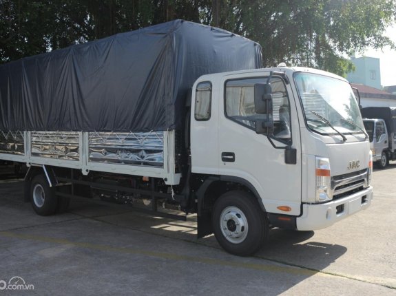 Giá xe tải JAC N900 9 tấn động cơ Cummin, nhập khẩu, hỗ trợ trả góp